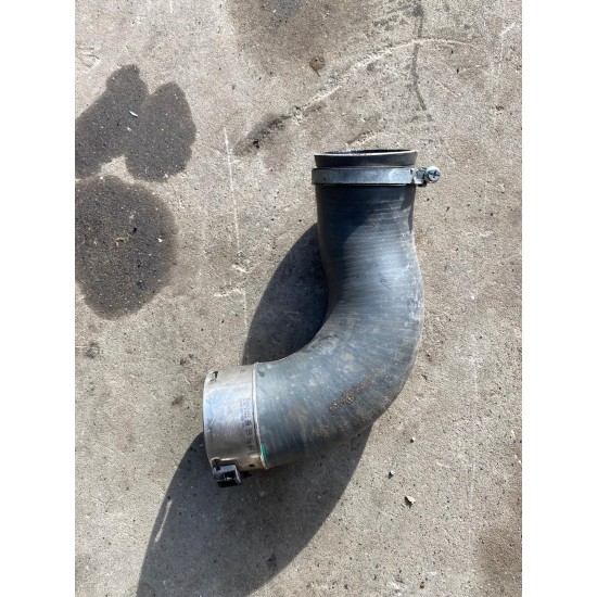 Furtun intercooler Volvo XC90 S90 V90 V60 XC60 S80 S60 2015-2020 31657761 32222269  Furtun intercooler Volvo XC90 S90 V90 V60 XC60 S80 S60 2015-2020 31657761 32222269