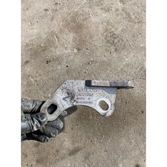 Front differential bracket VOLVO XC60 2019 31325812