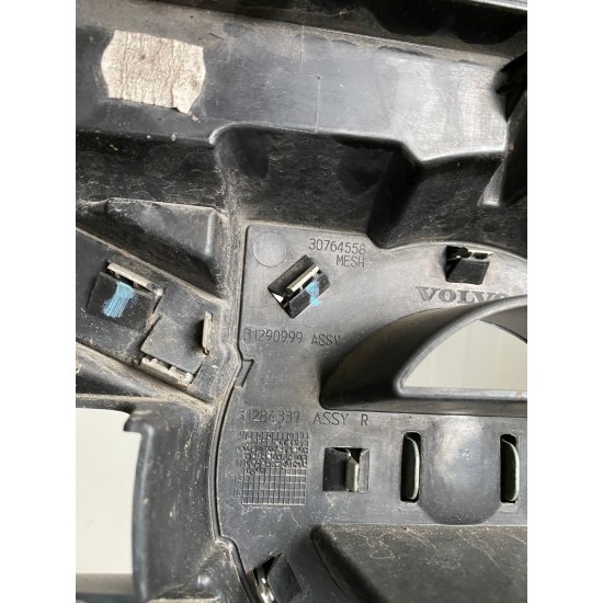 Front Bumper Lower Grille Volvo XC60 2008-2013 30764558 30764556 31290999 31284337