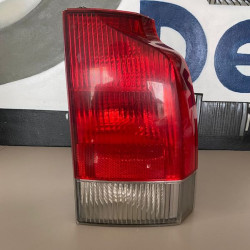 Right taillight Volvo XC70 V70 2000-2007 9154498 17243