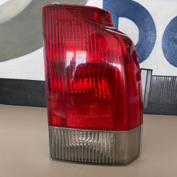 Right taillight Volvo XC70 V70 2000-2007 9154498 17247