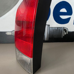 Left taillight Volvo Volvo V70 XC70 2000-2007 9154497 9154501 17251