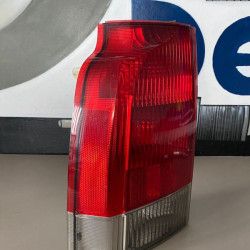 Left taillight Volvo V70 XC70 2000-2007 9154497 9154501 17253