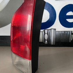 Left taillight Volvo V70 XC70 2000-2007 9154497 9154501 17255