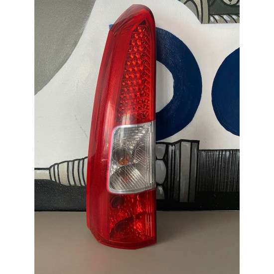 Left taillight Volvo V70 XC70 2004-2007 160985 9483688 30655374 17259