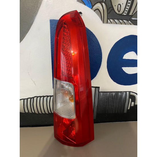 Right taillight Volvo V70 XC70 2004-2007 160986 9483689 30655375 17269