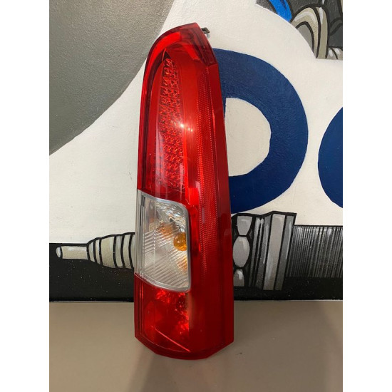 Right taillight Volvo V70 XC70 2004-2007 160986 9483689 30655375 17271