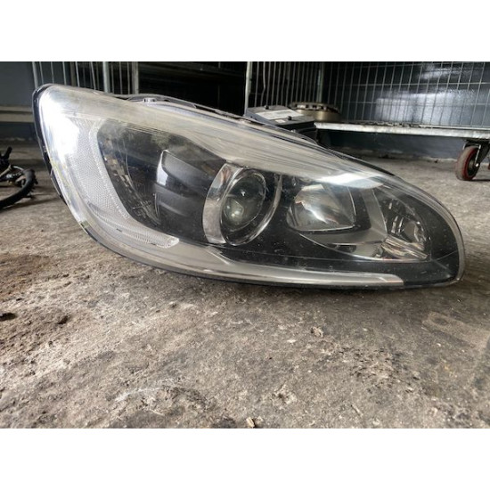 Front Right Headlight Xenon Adaptive VOLVO S60 V60 FACELIFT 2014+ 31395903 