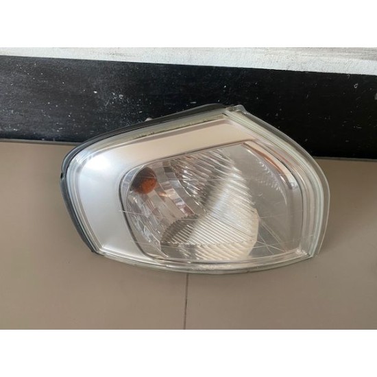 Right Front Parking Turn Signal Light VOLVO S80 2000-2004 88204387