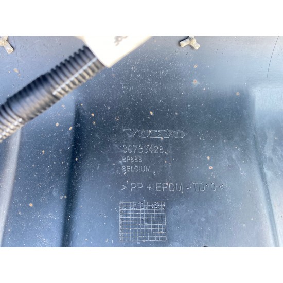 Bara spate completa VOLVO XC60 2008-2017 30763426 30763428 39867207 Bara spate completa VOLVO XC60 2008-2017 30763426 30763428 39867207
