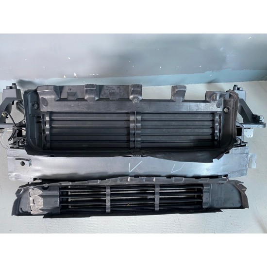 Trager cu armatura radiatoare si clapeti VOLVO XC40 32277211 32234762 32234761 31457751 32222108 