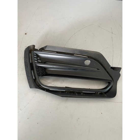 Grila bara fata stanga VOLVO S60 V60 2011-2018 31383152
