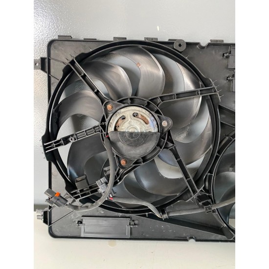 Cooling radiator fan Volvo XC60 XC70 S60 V60 V70 S80 30668629 6G91-8C607-NA Cooling radiator fan Volvo XC60 XC70 S60 V60 V70 S80 30668629 6G91-8C607-NA