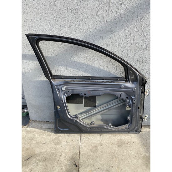 Usa stanga fata VOLVO S40 V50 31335440 Usa stanga fata VOLVO S40 V50 31335440