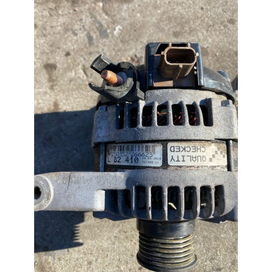 Alternator 4 Cylinder VOLVO S40 V50 36002575 30667072 30795495 30795497