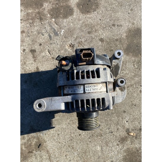 Alternator 4 Cylinder VOLVO S40 V50 36002575 30667072 30795495 30795497 Alternator 4 Cylinder VOLVO S40 V50 36002575 30667072 30795495 30795497