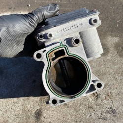 Throttle housing VOLVO S40 V50 31293045 2S6U-FA 120107