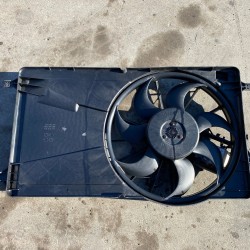 Ventilator electroventilator Volvo V50 C30 31261989 3M5H-8C607-RJ 