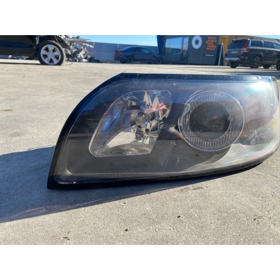 Far stanga halogen VOLVO V50 2006 31335221 Far stanga halogen VOLVO V50 2006 31335221
