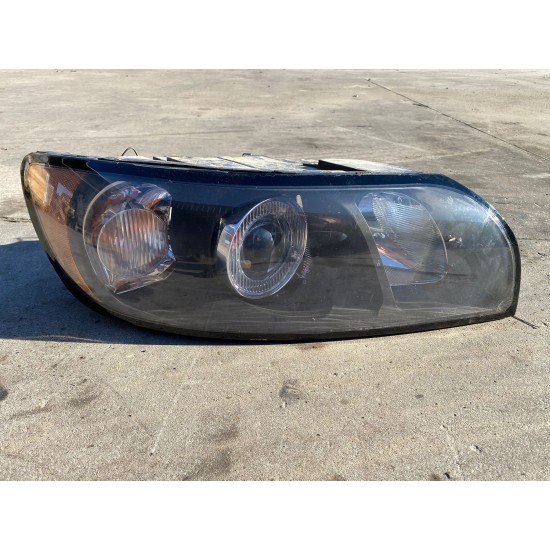 Far dreapta halogen VOLVO V50 2006 31335222