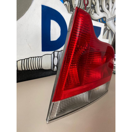 Right taillight Volvo S60 2001-2004 8664080 8664082 17333