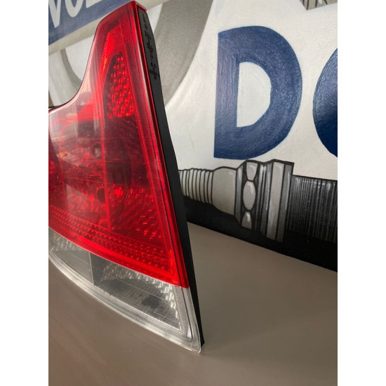 Left taillight Volvo S60 2005-2009 30655369 9483535