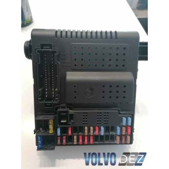 Fuse box module H VOLVO S60 V70 XC70 XC90 30786890