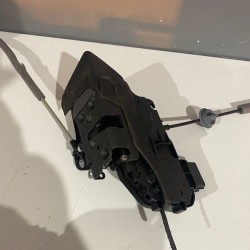 Broasca incuietoare usa stanga fata Volvo XC60 2014+ 31416673