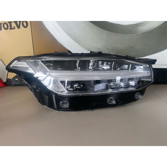 Far dreapta FULL LED VOLVO XC90 2015+ 31656990