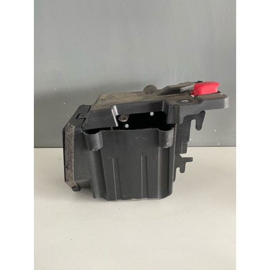 Battery box VOLVO XC60 V90CC V60 V60CC V90 S60 XC90 2018+ 31652062 31652061