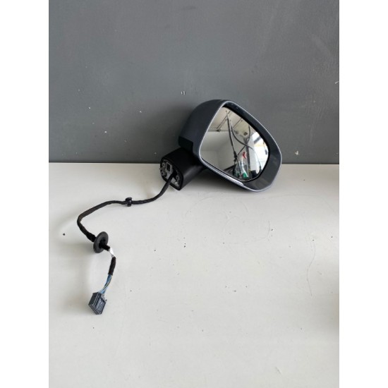 Right mirror 9 wires VOLVO XC60 2018 Right mirror 9 wires VOLVO XC60 2018