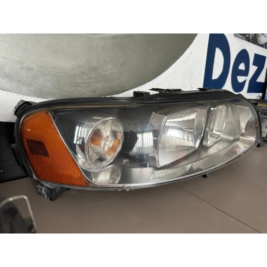 Right headlight halogen Volvo S60 2004-2010 30698826