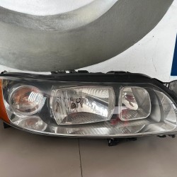 Right headlight halogen Volvo S60 2004-2010 30698826