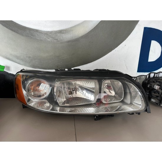 Right headlight halogen Volvo S60 2004-2010 30698826