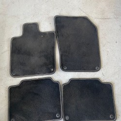Set of mats textile with white seam VOLVO S90 V90 R-DESIGN 32216186 32216185