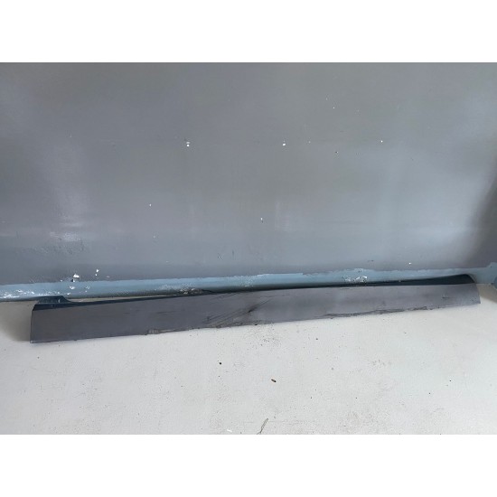 Right trim moulding skirt VOLVO S90 V90 2016+ 31672373 39791546 Right trim moulding skirt VOLVO S90 V90 2016+ 31672373 39791546