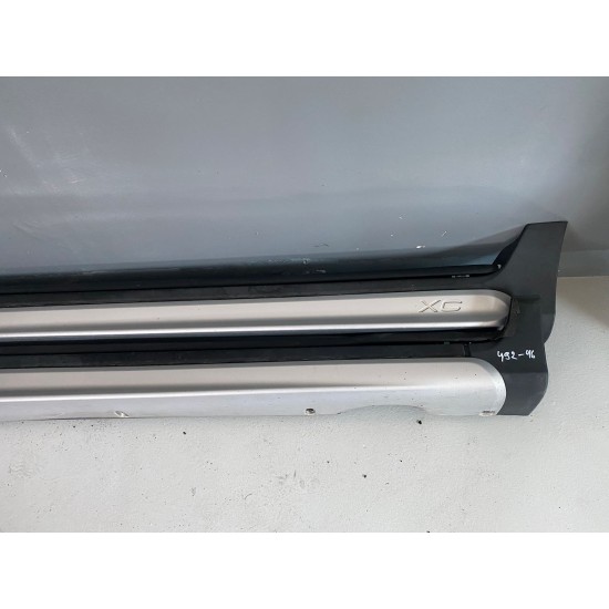 Set of dirt deflector moulding left right R-DESIGN VOLVO XC60 2009-2017 30744867 30744868 Set of dirt deflector moulding left right R-DESIGN VOLVO XC60 2009-2017 30744867 30744868