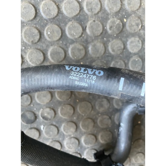 Coolant pipes VOLVO S90 V90 31368127 32224776 Coolant pipes VOLVO S90 V90 31368127 32224776