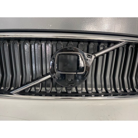 Grila bara fata VOLVO XC40 MOMENTUM 2022+ FACELIFT 32291476