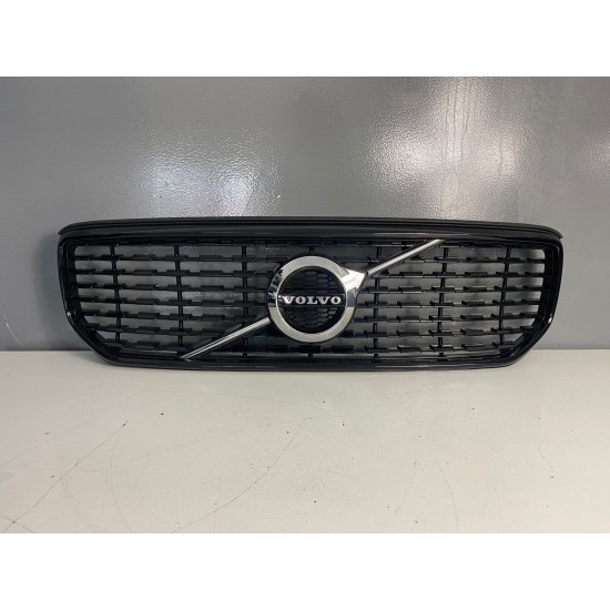 Grila bara fata R-Design Volvo XC40 2018-2022 31457346 31479416 31479421 31457343 31656582