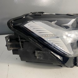 Far dreapta MID LED LHD VOLVO XC60 2018+ 32133545