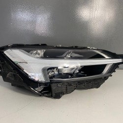Far dreapta MID LED LHD VOLVO XC60 2018+ 32133545