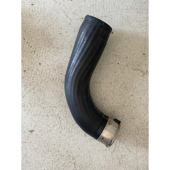 Furtun intercooler VOLVO V40 V40CC 2017 31657753