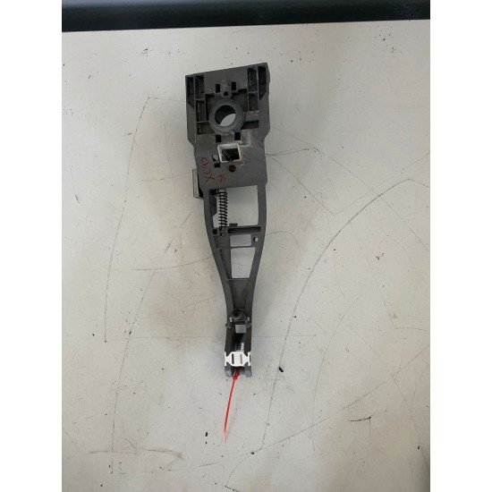 Handle bracket front left door VOLVO XC90 2003-2014 31253175