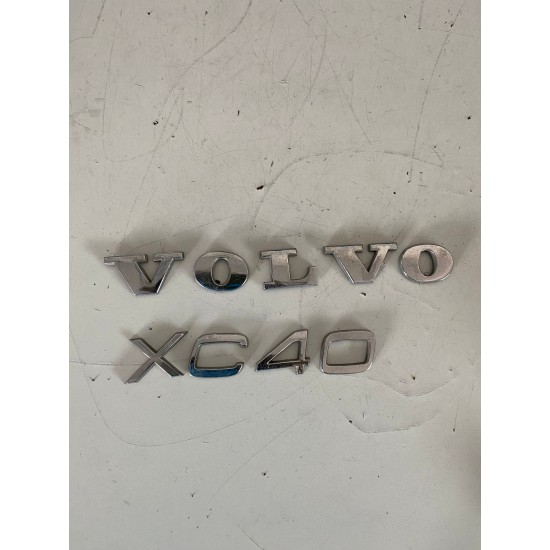 Emblema haion litere scris insigna VOLVO XC40 2018+31213612 31457467 Emblema haion litere scris insigna VOLVO XC40 2018+31213612 31457467