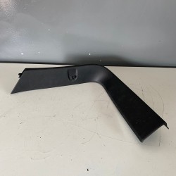 REAR RIGHT SIDE TAILGATE LIFTGATE TRUNK PANEL TRIM VOLVO XC40 2018+ 31462092