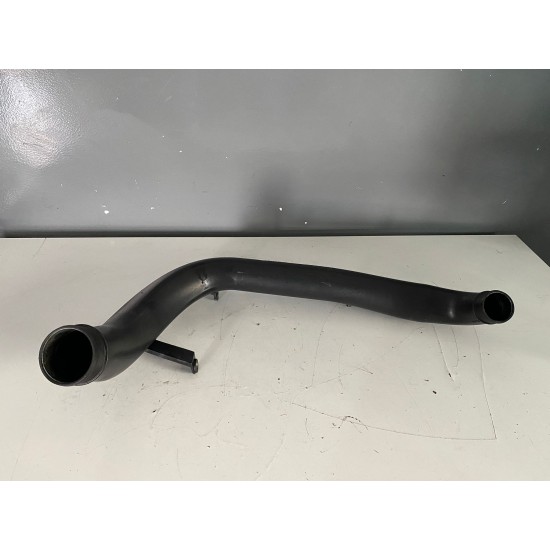 Charger intake pipe VOLVO S80 XC60 V70 XC70 30778732 Charger intake pipe VOLVO S80 XC60 V70 XC70 30778732