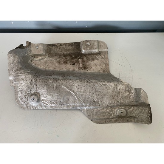 Scut termic rezervor VOLVO V60 2014-2018 31321124 Scut termic rezervor VOLVO V60 2014-2018 31321124