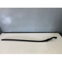 Ornament parbriz dreapta fata Volvo S60 V60 2011-2018 31335865 31416141