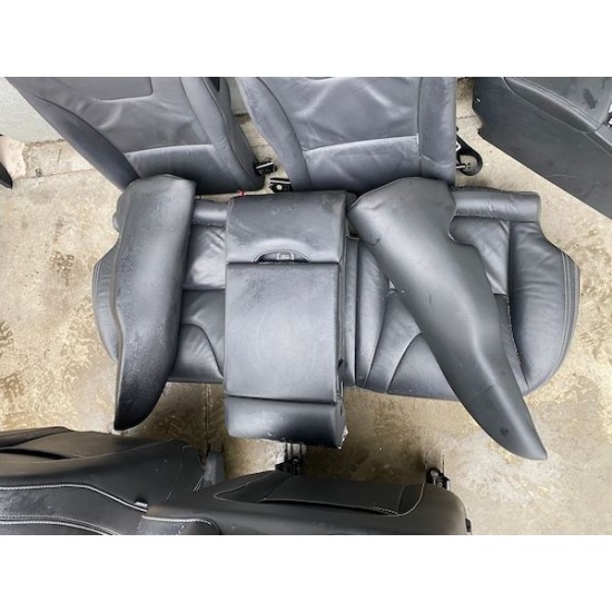 Black leather sport interior VOLVO V60 D6 HYBRID 2014+ 
